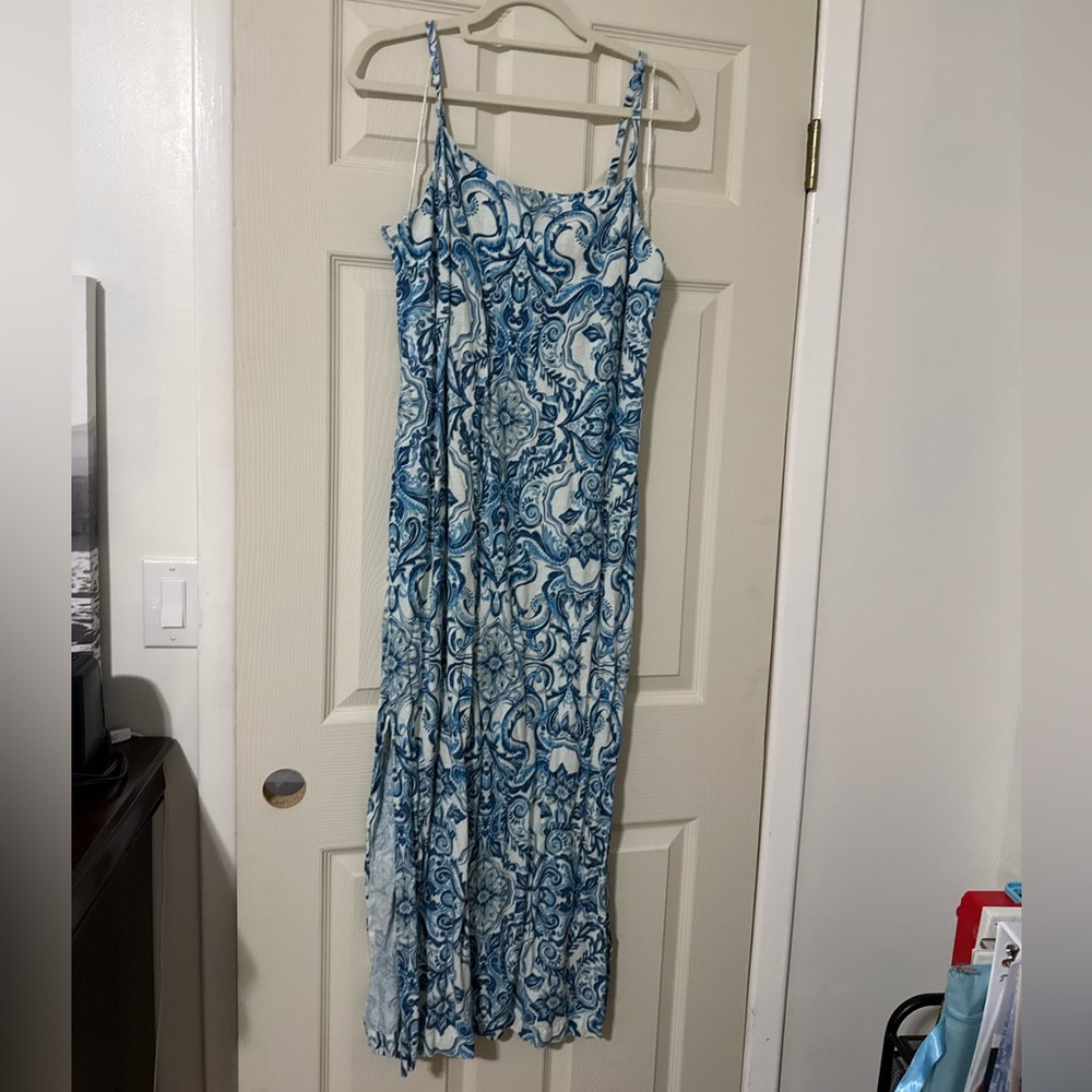MSK Blue and White Floral Maxi Dress